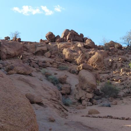 Ozohere Campsite And Himba Village Uis 외부 사진