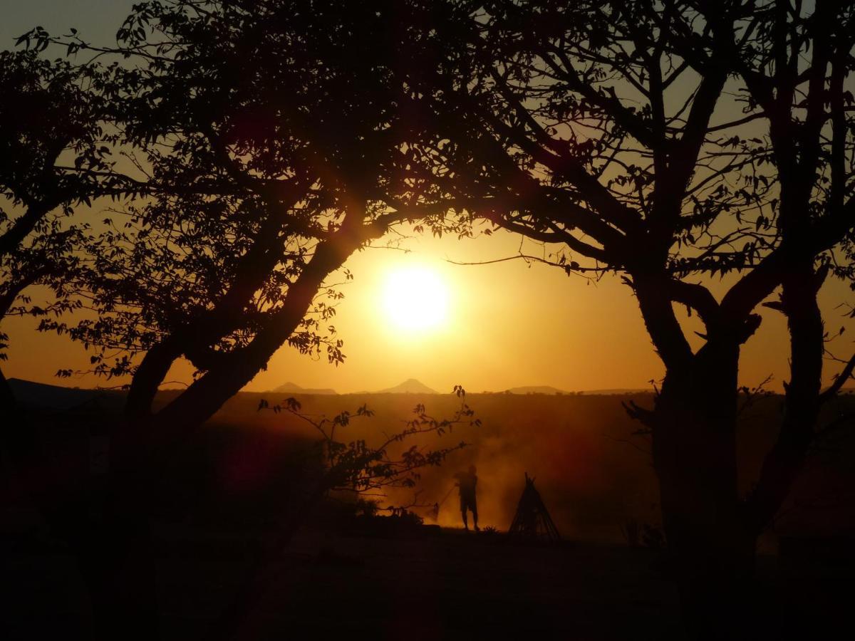 Ozohere Campsite And Himba Village Uis 외부 사진
