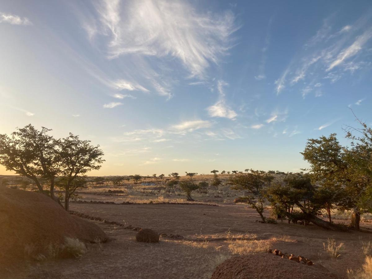 Ozohere Campsite And Himba Village Uis 외부 사진