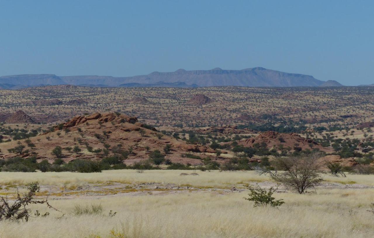 Ozohere Campsite And Himba Village Uis 외부 사진